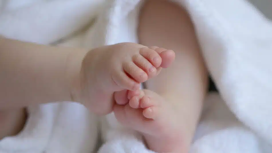 La gourmette idéale pour bébé : Comment faire le bon choix pour ce cadeau de naissance ?